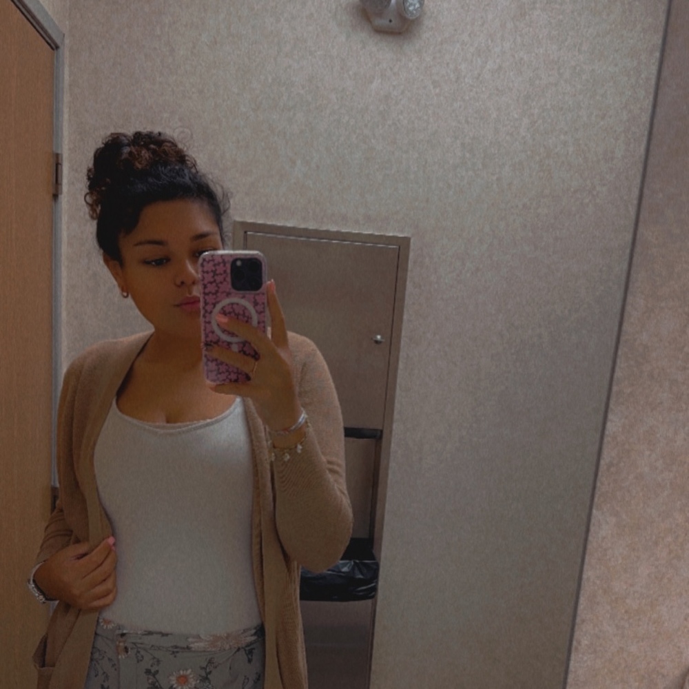 Meet your Posher, Shylin